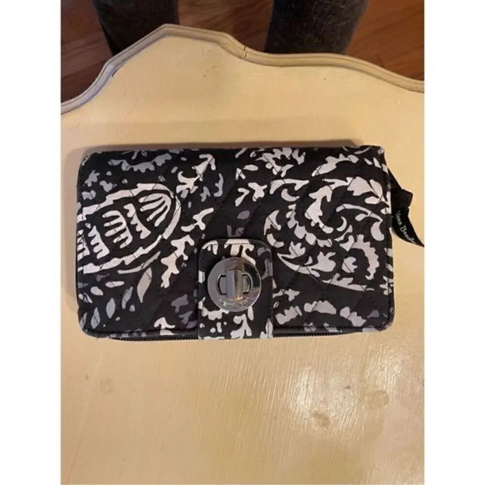 Vera Bradley Wallet
